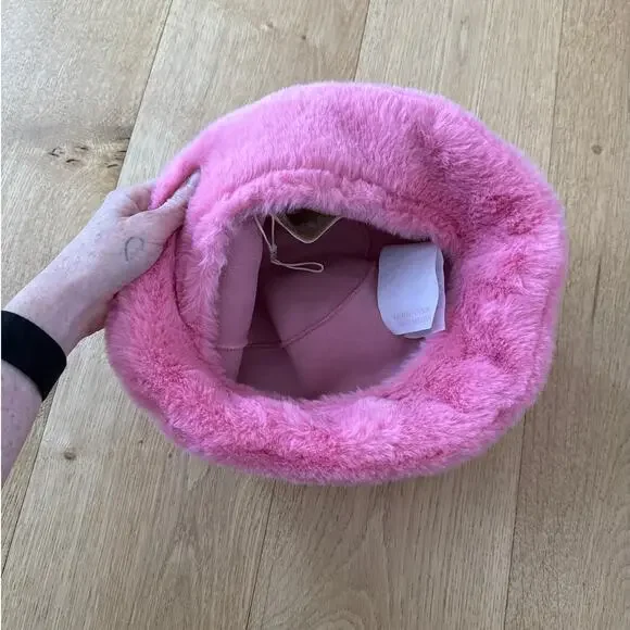 Apparis Bucket Hat Faux Fur One Size Pink display picture 3